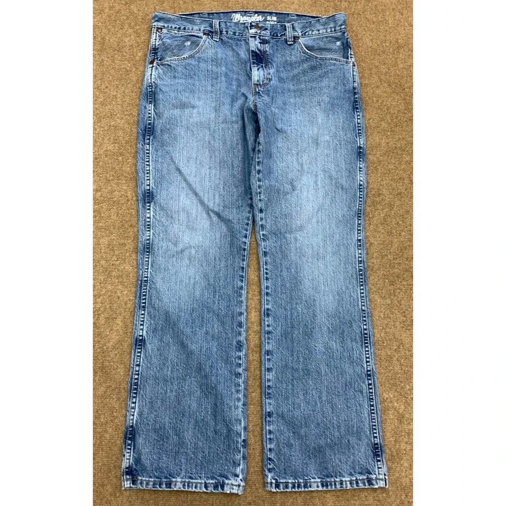 Wrangler Jeans Mens 35x30 Retro Slim Bootcut Western Cotton Workwear Denim - Picture 1 of 10